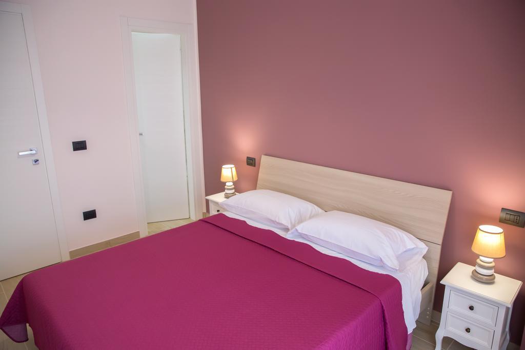 Gleda Rooms In The Square Pompei Ruang foto