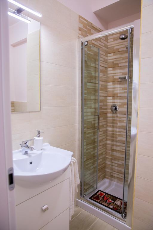 Gleda Rooms In The Square Pompei Ruang foto