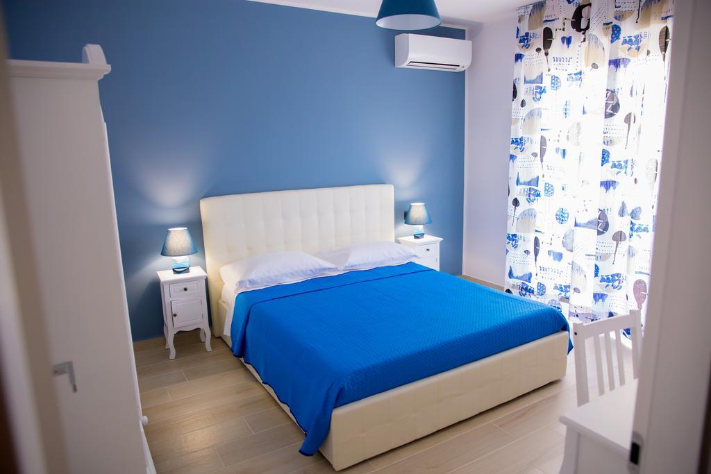 Gleda Rooms In The Square Pompei Ruang foto